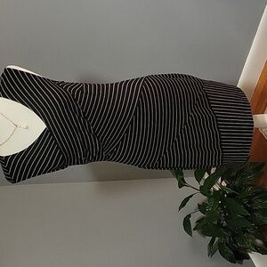 Anne Taylor Petite Black and Tan V-Neck Bodycon Striped Dress - Size SP